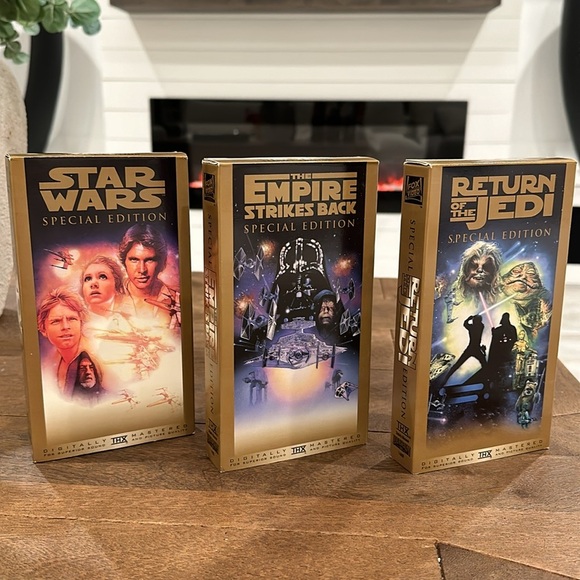 Star Wars Trilogy VHS set gold black collectors item boxed set 3 VHS set Jedi - Picture 5 of 8